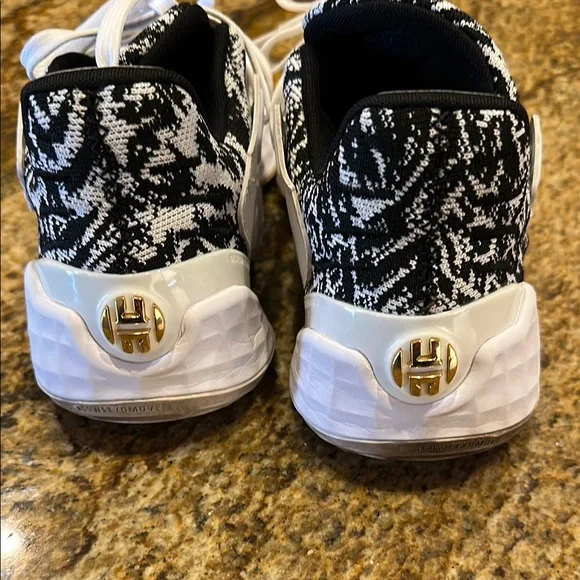 James Harden Vol 4 adidas Athletic Shoes - Picture 3 of 10